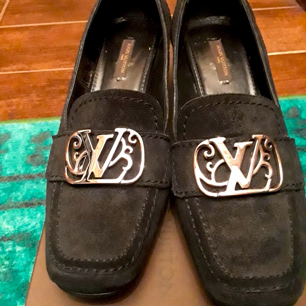 Louis Vuitton Women’s Shoes ( Heeled Loafers)